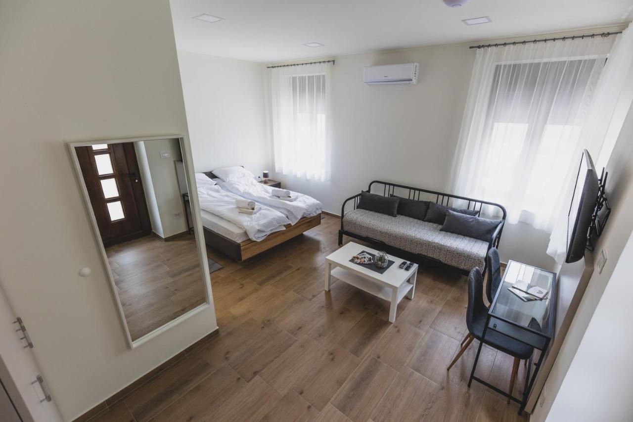Vila Guliver Palic Bagian luar foto